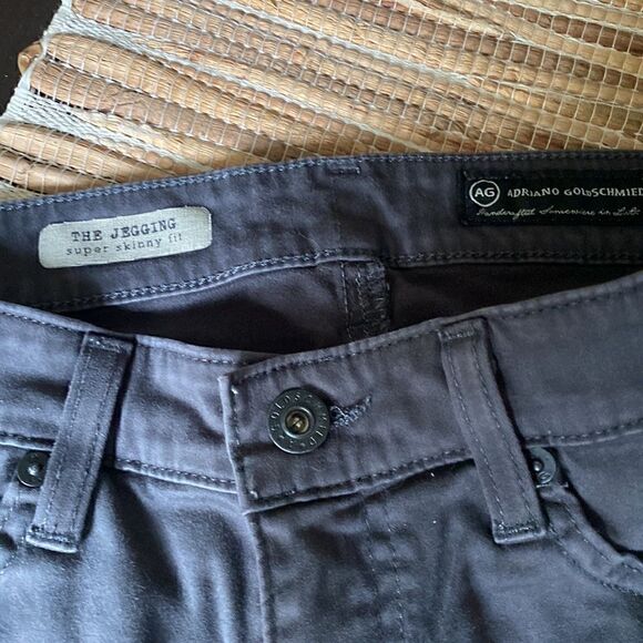EUC AG jegging fit , super skinny. Charcoal color super soft , size 26 - Picture 2 of 6
